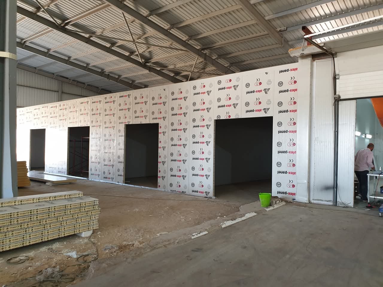 تركيب ساندوتش بانل